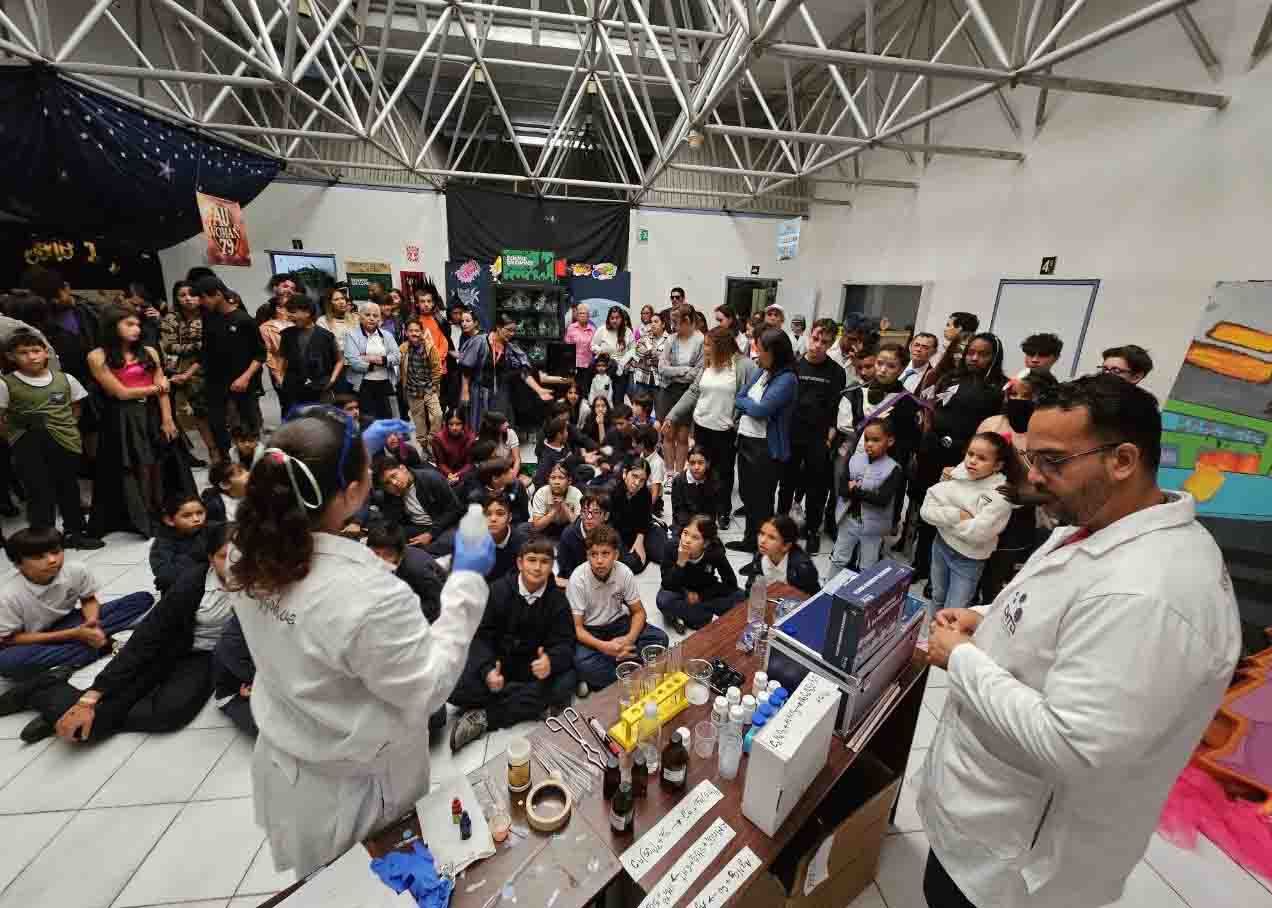 Creatividad y ciencia vinculados para el aprendizaje didáctico de los jóvenes del Colegio Jean Piaget