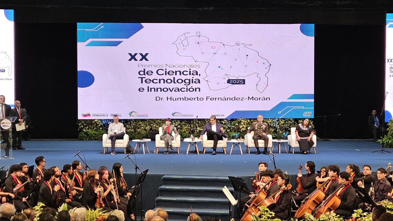 Cendit recibe doble galardón por liderar la tecnología cuántica y la defensa nacional