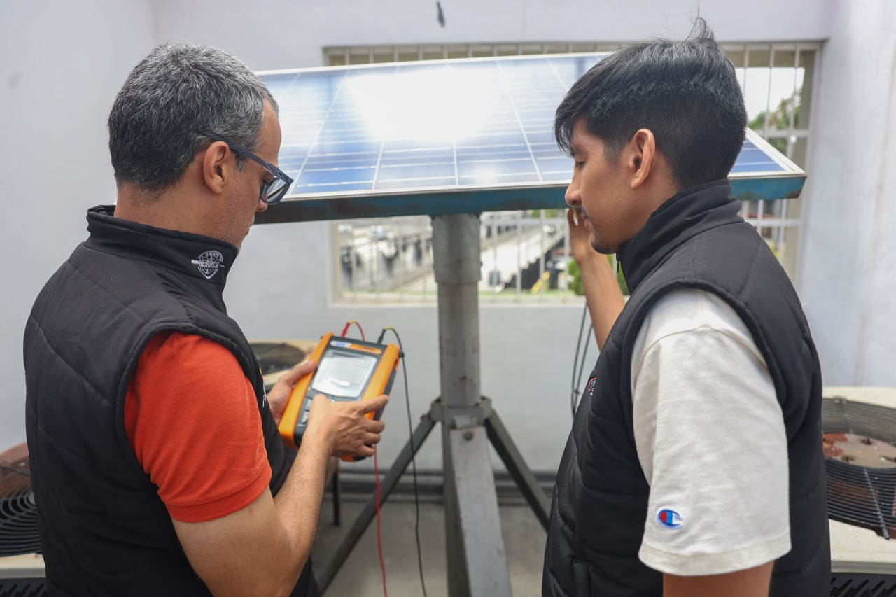 Cendit fortalece la soberanía energética con proyecto de caracterización de paneles fotovoltaicos